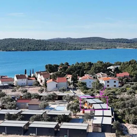 別荘 Standard Two Bedroom Mobile With Terrace And Sea View Br3