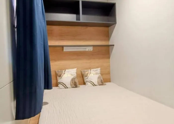 Standard Two Bedroom Mobile With Terrace And Sea View Br3 * Pirovac