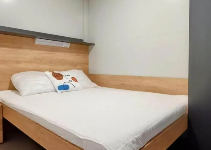 Standard Two Bedroom Mobile With Terrace And Sea View Br3